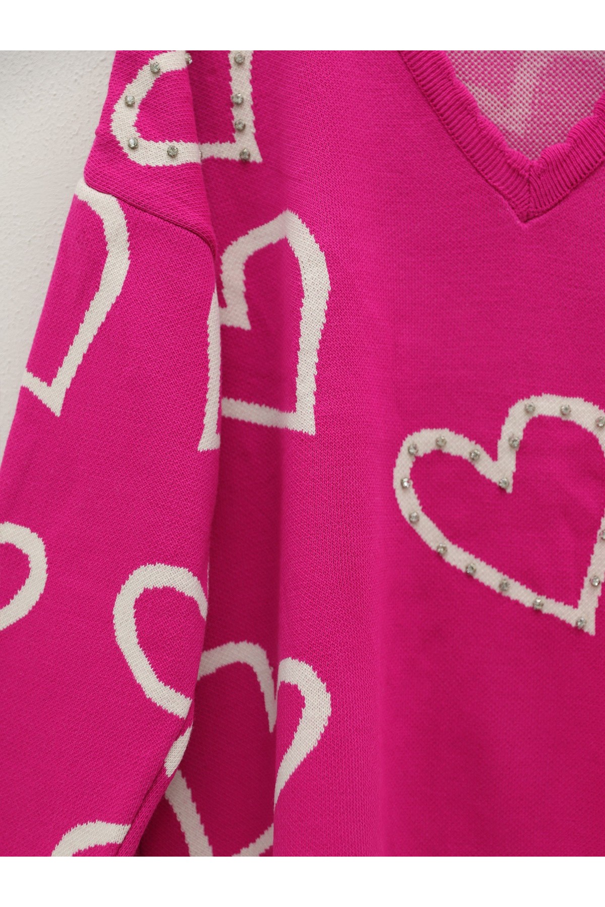 V Yaka Taşlı Triko Kazak -Fuşya