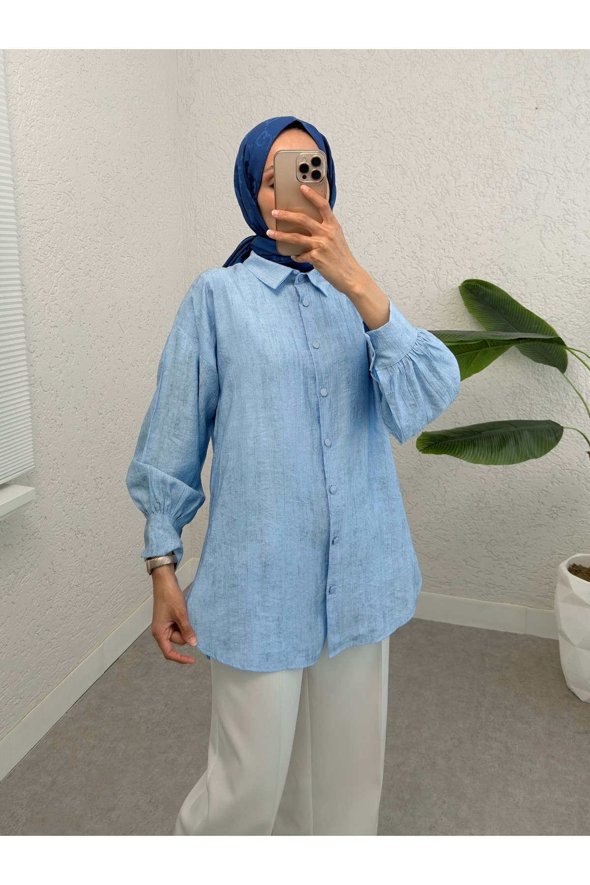 Yırtmaçlı Eteği Oval Kesim Gömlek -Bebe Mavi