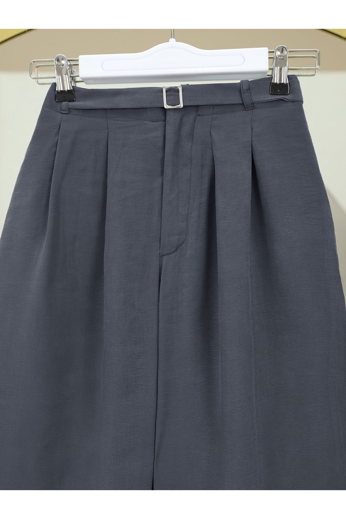 Beli Lastikli Kemer Detaylı Tensel Cupra Pantolon -Füme