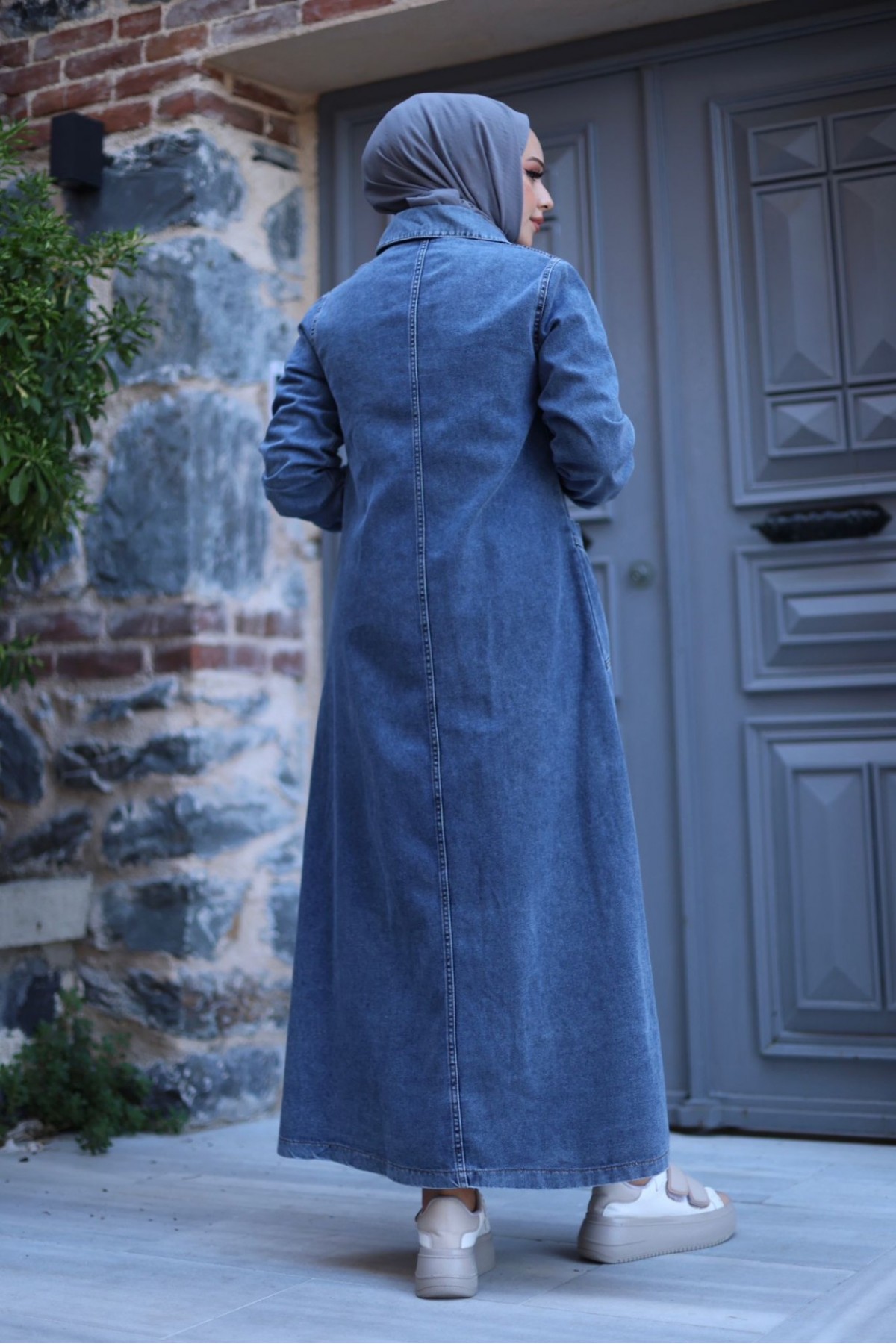 Torba Cepli Metal Düğmeli Uzun Kot Kap -Buz Mavi