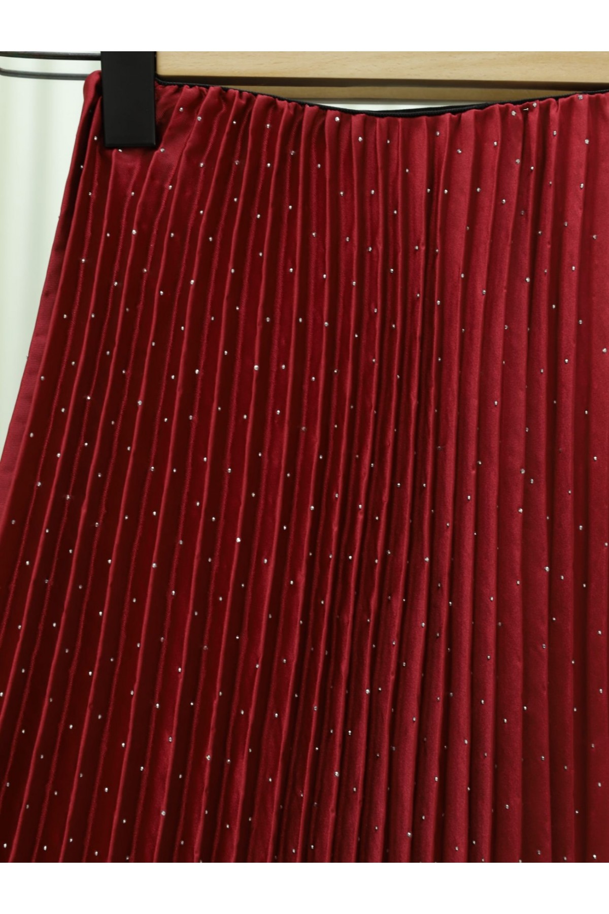 Taşlı Pliseli  Etek  -Kırmızı