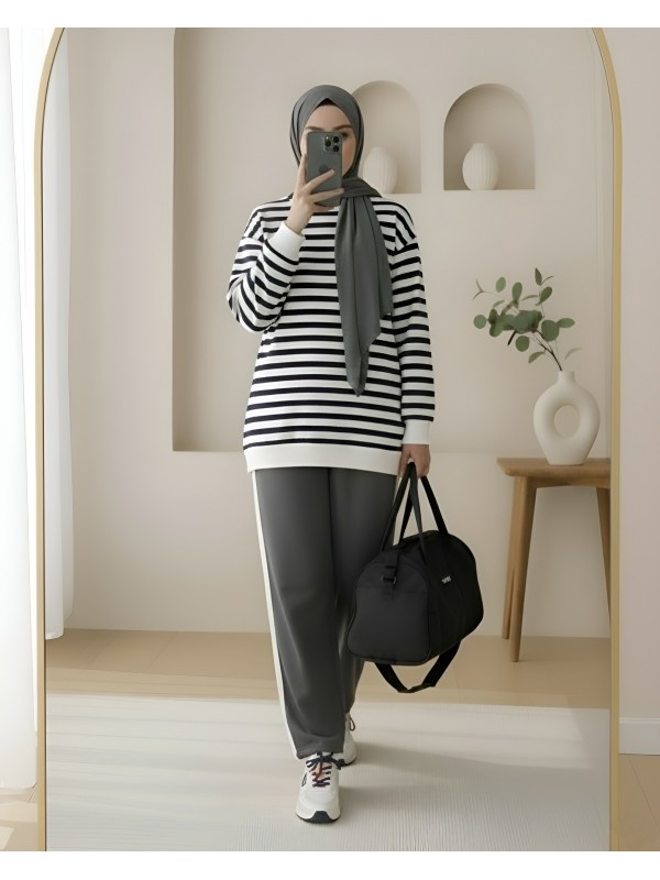 Yan Çizgili Bisiklet Yaka Sweat -Siyah