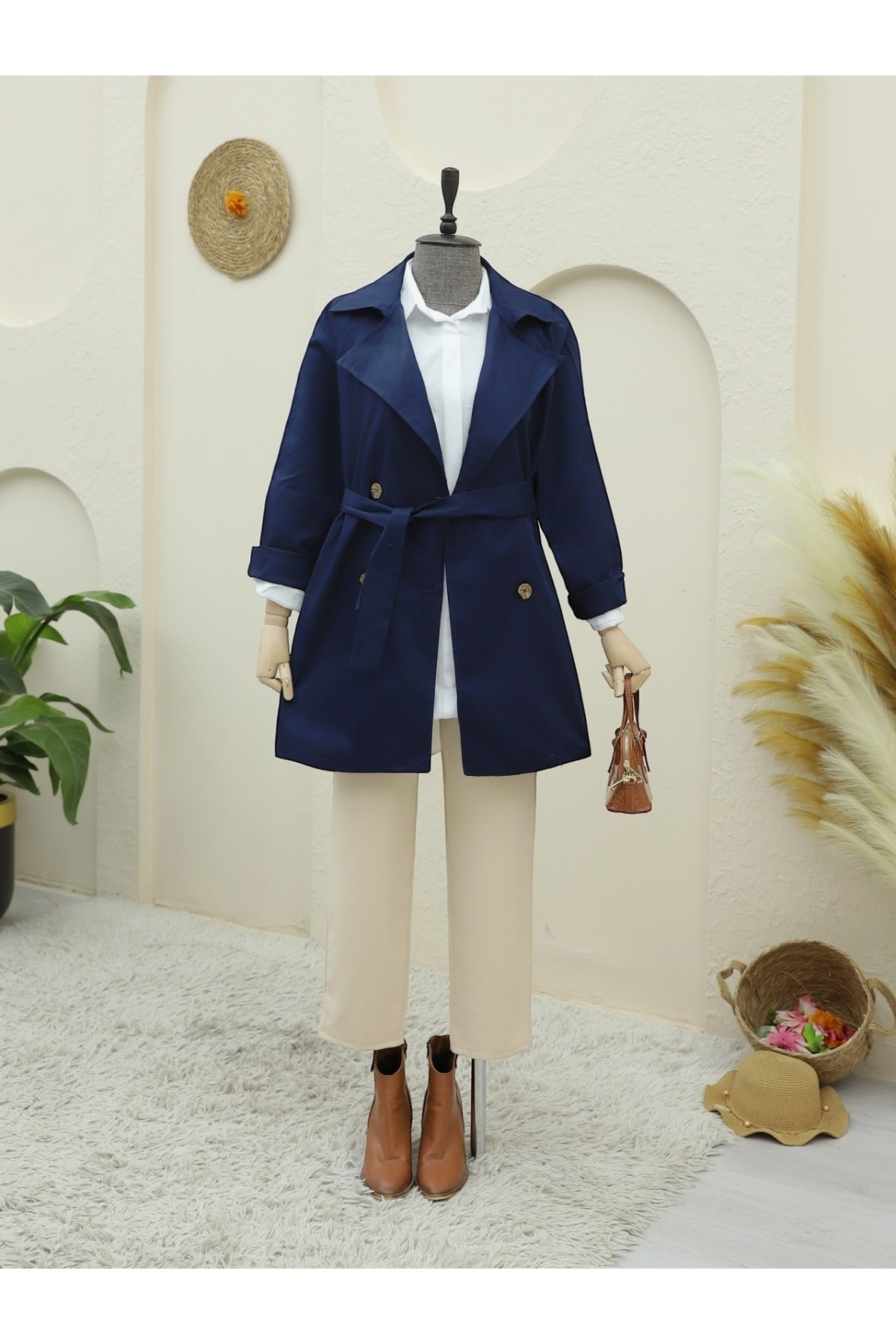 Bolero Detaylı Düğmeli Ara Boy Trençkot -Laci