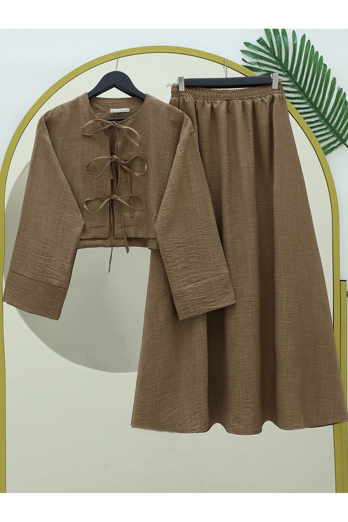 Önü Bağcıklı Beli Lastikli Etekli Keten Takım -Açık Kahve