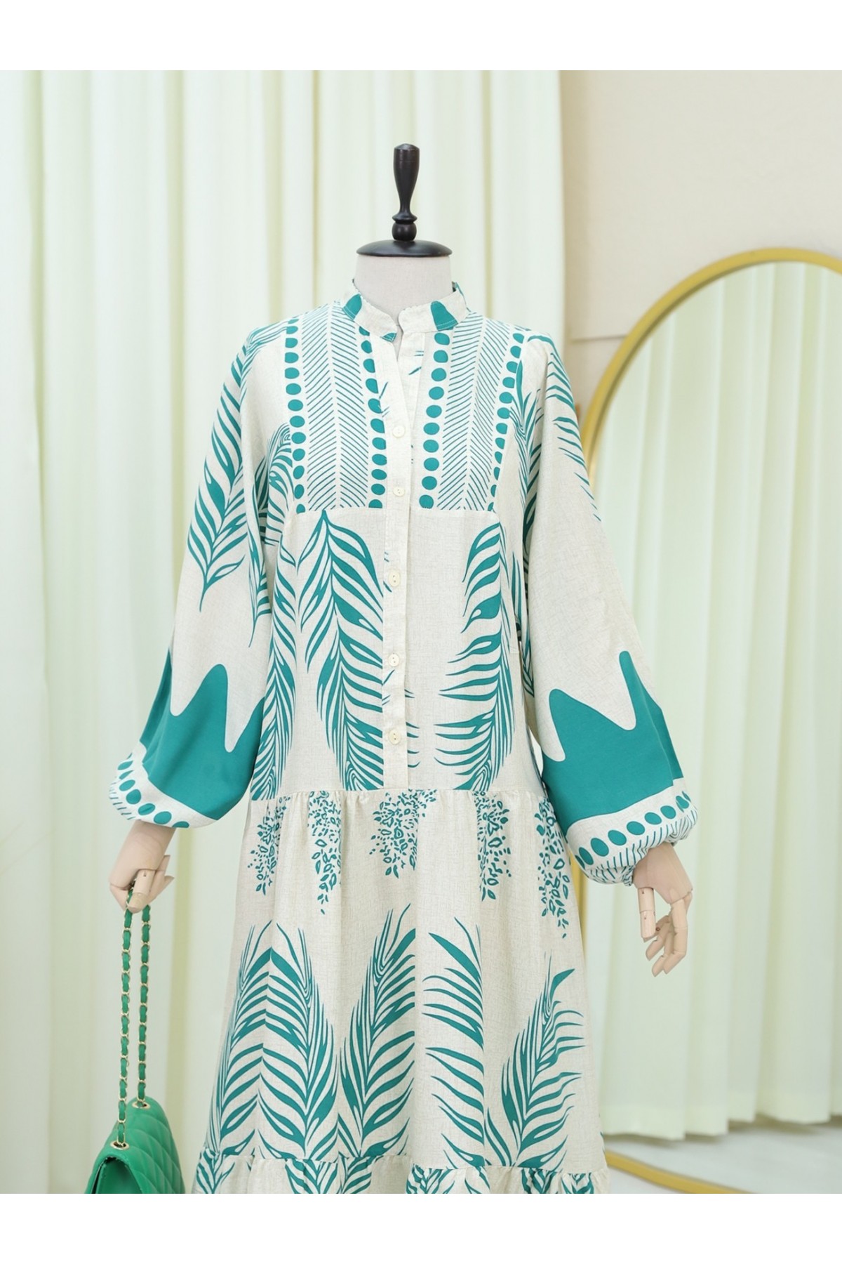 Dik Yaka Yarım Düğmeli Yaprak Desen Elbise -Orman Yş.