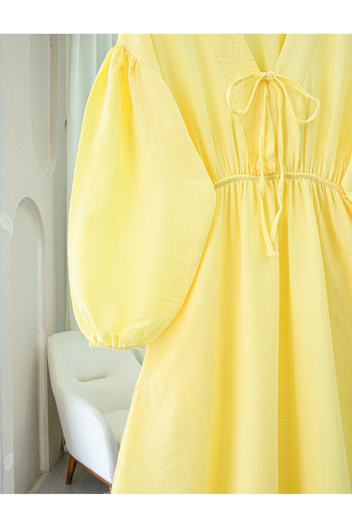 Yakası Bağlamalı Kolu Ve Beli Lastikli Müslin Elbise -Sarı