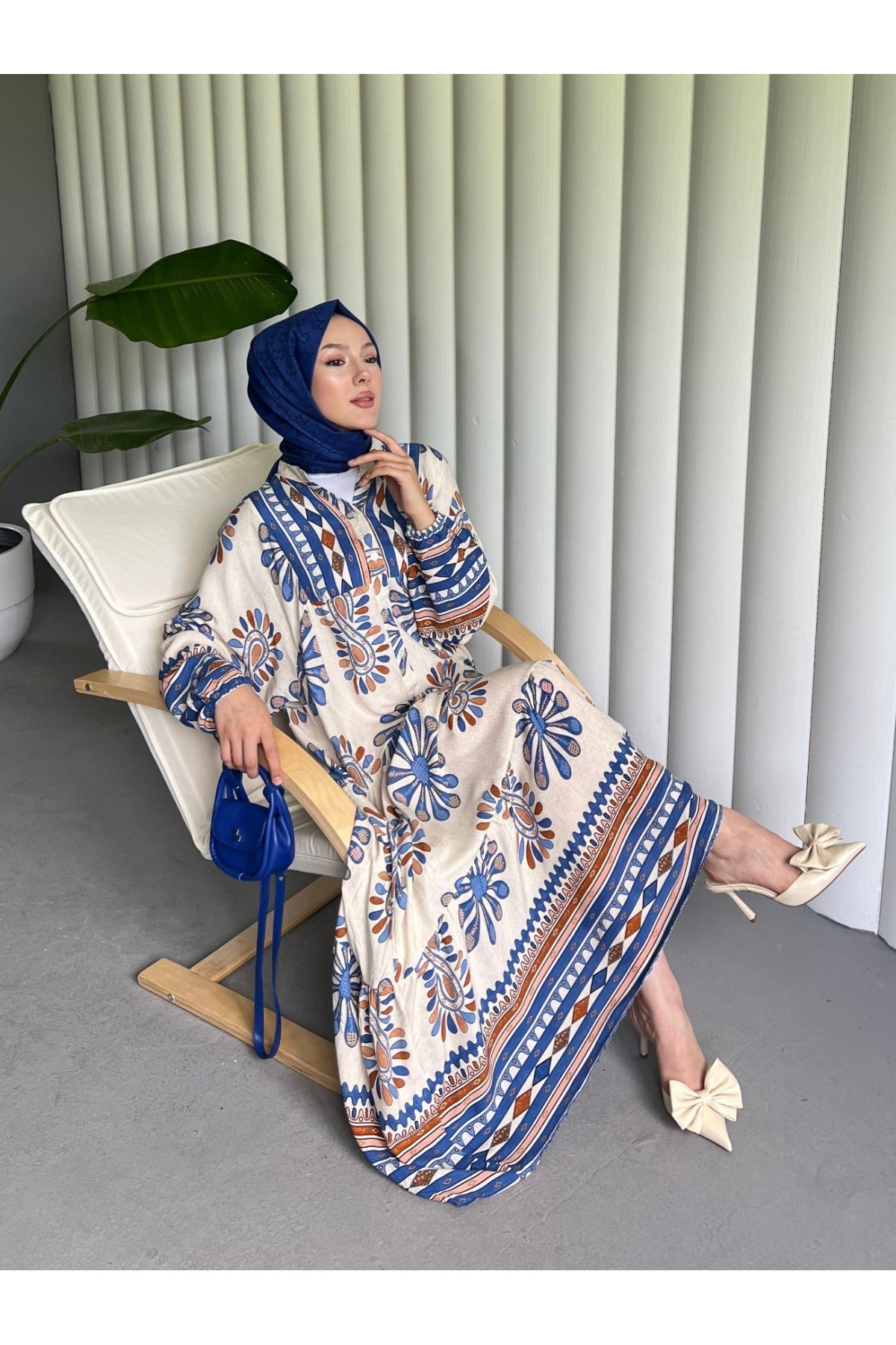 Dik Yaka Yarım Düğmeli Karışık Desen Parçalı Elbise -İndigo